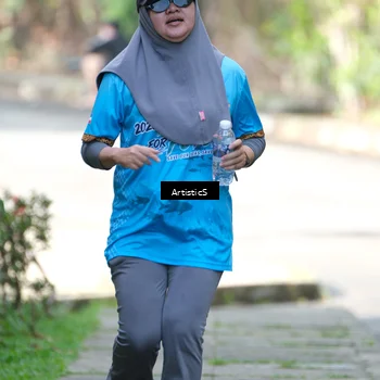 Runner Photo 8070429