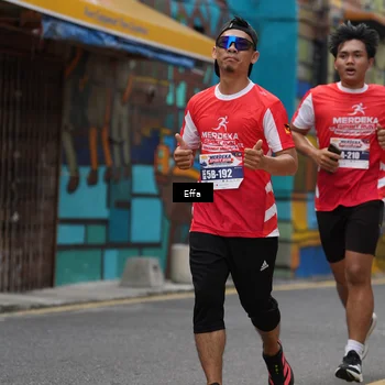 Runner Photo 8070431