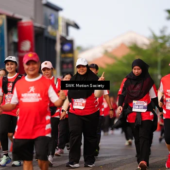 Runner Photo 8070445