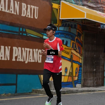 Runner Photo 8070451