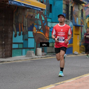 Runner Photo 8070736