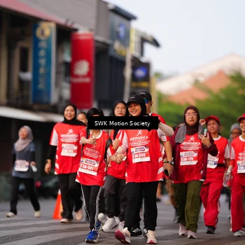 Runner Photo 8070755