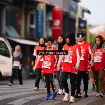 Runner Photo 8070757