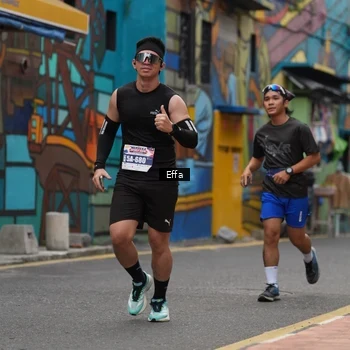Runner Photo 8070796