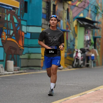 Runner Photo 8070808