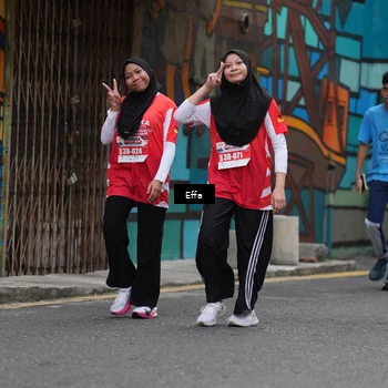 Runner Photo 8070811