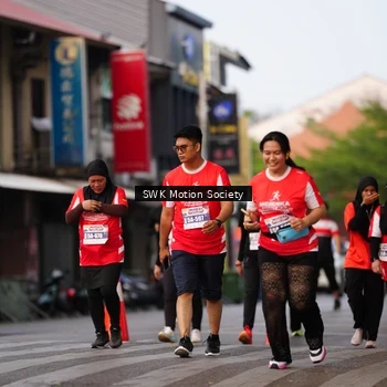 Runner Photo 8071475