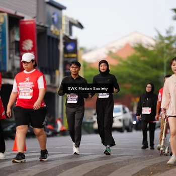 Runner Photo 8071543