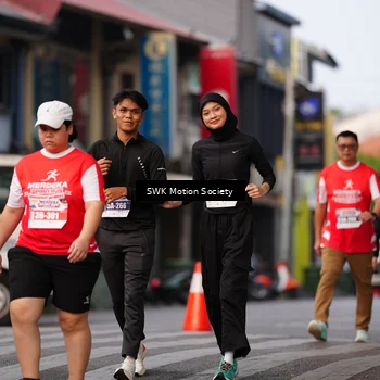 Runner Photo 8071559
