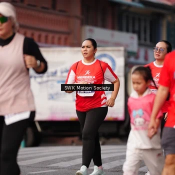 Runner Photo 8071630