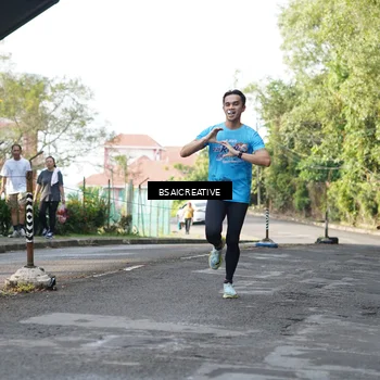 Runner Photo 8071756