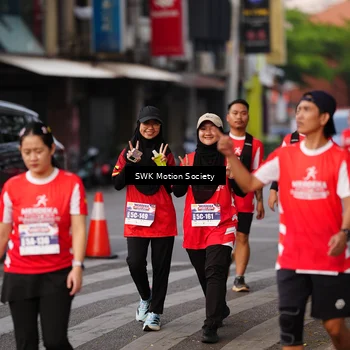 Runner Photo 8072010