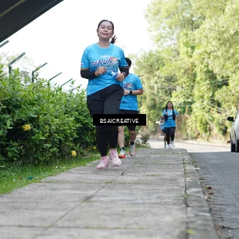 Runner Photo 8072871
