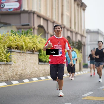 Runner Photo 8072913