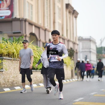 Runner Photo 8072995