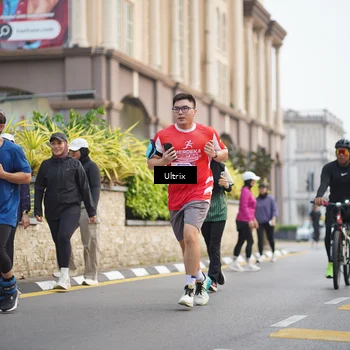 Runner Photo 8073001