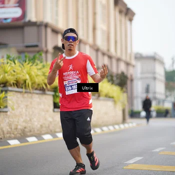 Runner Photo 8073060