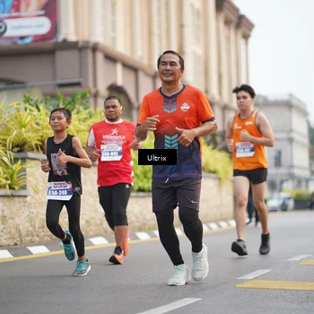 Runner Photo 8073062