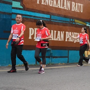 Runner Photo 8073876