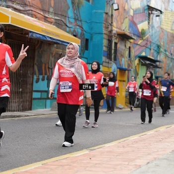 Runner Photo 8073897