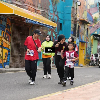 Runner Photo 8074009