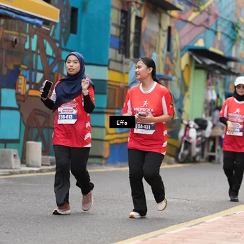 Runner Photo 8074035