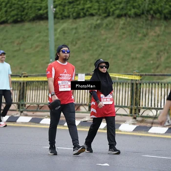 Runner Photo 8074056