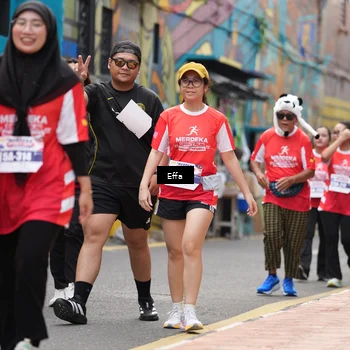 Runner Photo 8074057