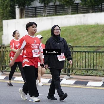 Runner Photo 8074071