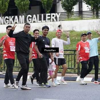 Runner Photo 8074082