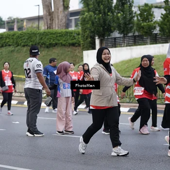 Runner Photo 8074086