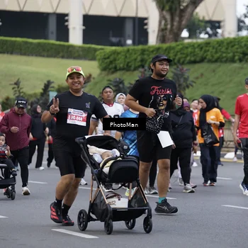 Runner Photo 8074097