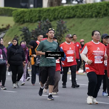 Runner Photo 8074103