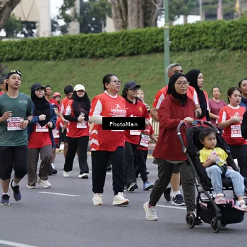 Runner Photo 8074105