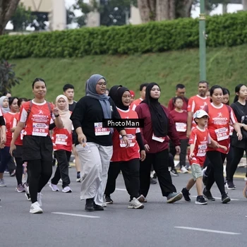Runner Photo 8074111