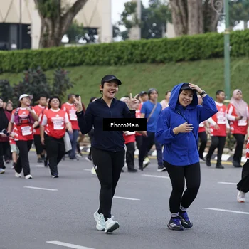 Runner Photo 8074116