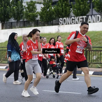 Runner Photo 8074200