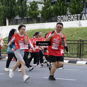 Runner Photo 8074203