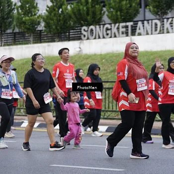 Runner Photo 8074205
