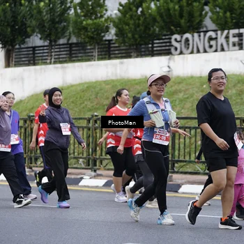 Runner Photo 8074207