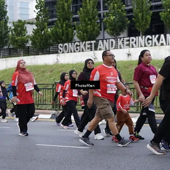 Runner Photo 8074211