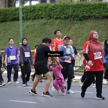 Runner Photo 8074212