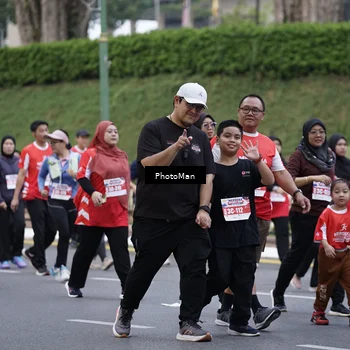 Runner Photo 8074215