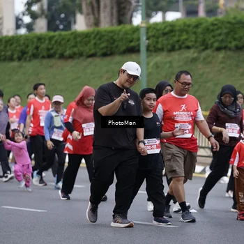Runner Photo 8074237
