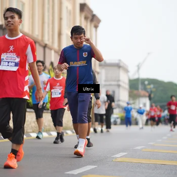 Runner Photo 8074247