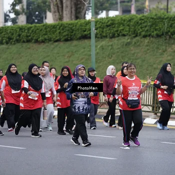 Runner Photo 8074255