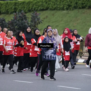 Runner Photo 8074268