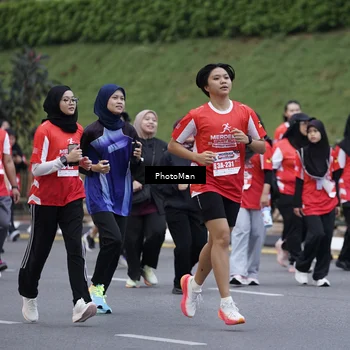 Runner Photo 8074294