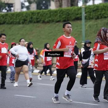 Runner Photo 8074315