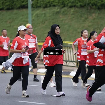 Runner Photo 8074330